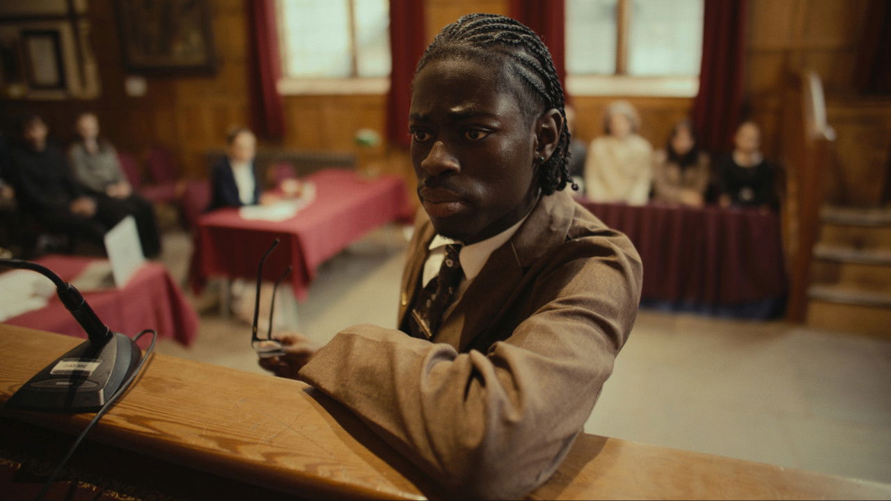 Shkallëzime backdrop