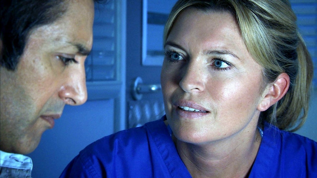 Holby City - Season 16 Episode 6 : Merry-Go-Round