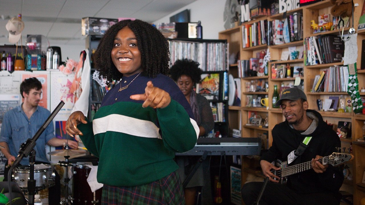 NPR Tiny Desk Concerts - Season 10 Episode 21 : Noname