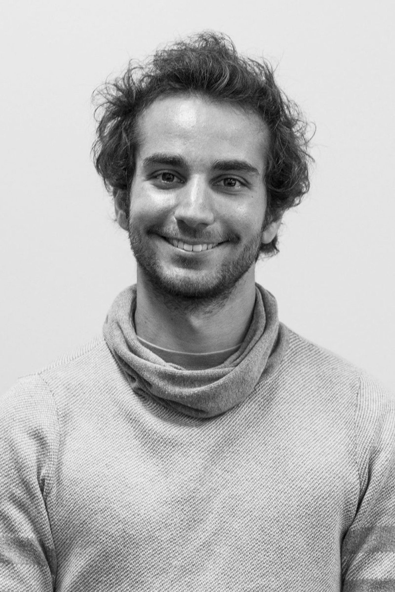 Adrián Saba - مخرج