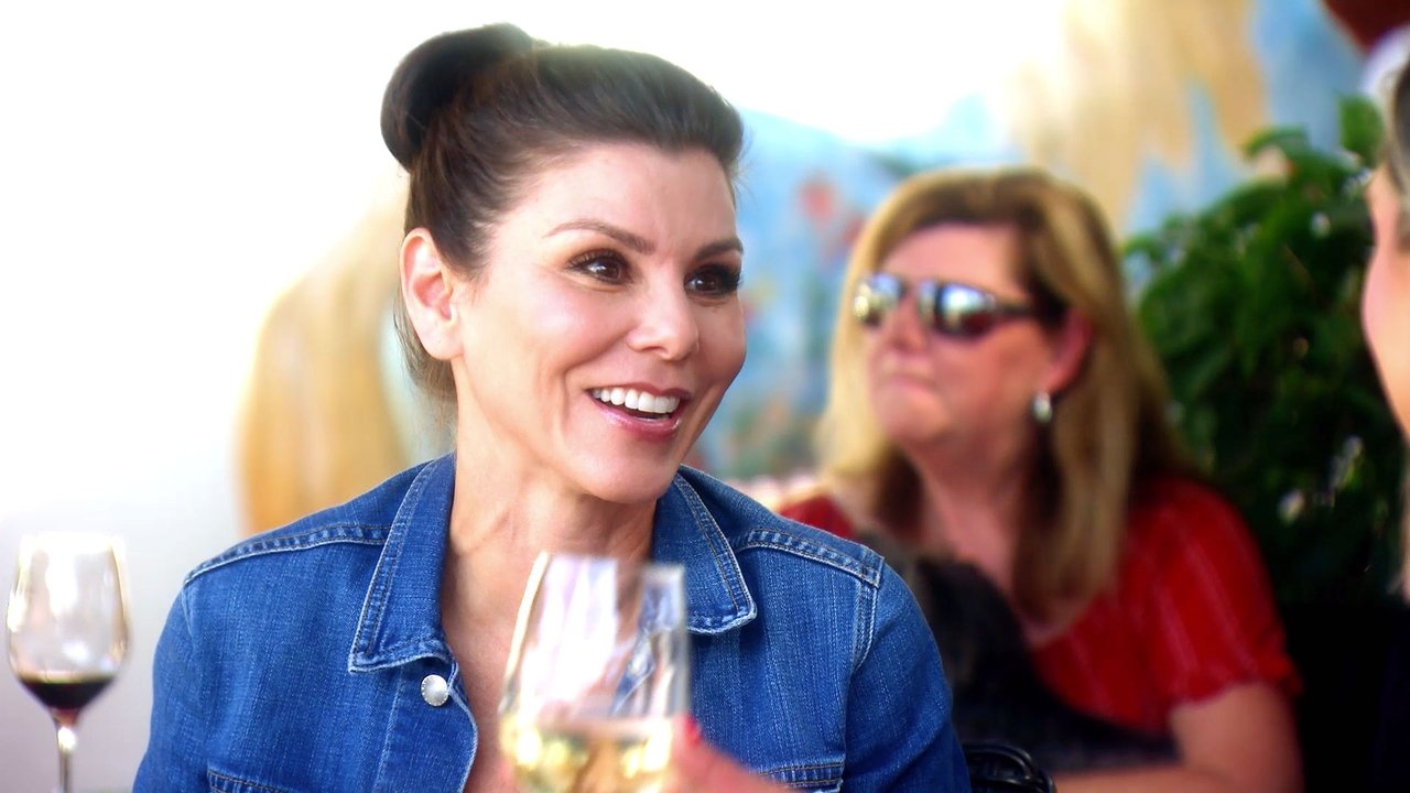 The Real Housewives of Orange County - Season 16 Episode 9 : Runaway Husband