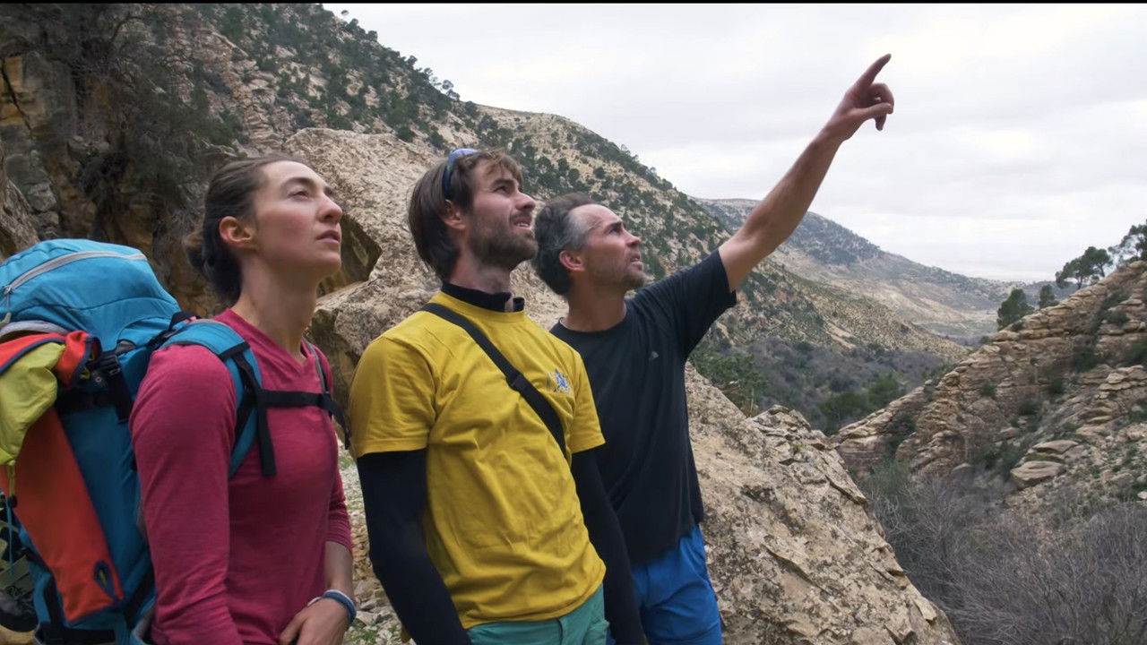 Twïza, L'Aventure Algérienne backdrop