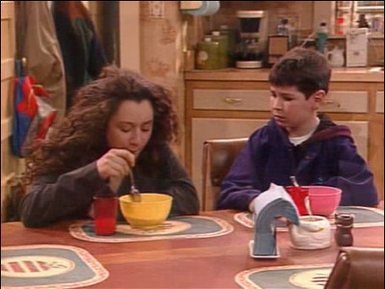 Roseanne - Season 4 Episode 20 : Therapy