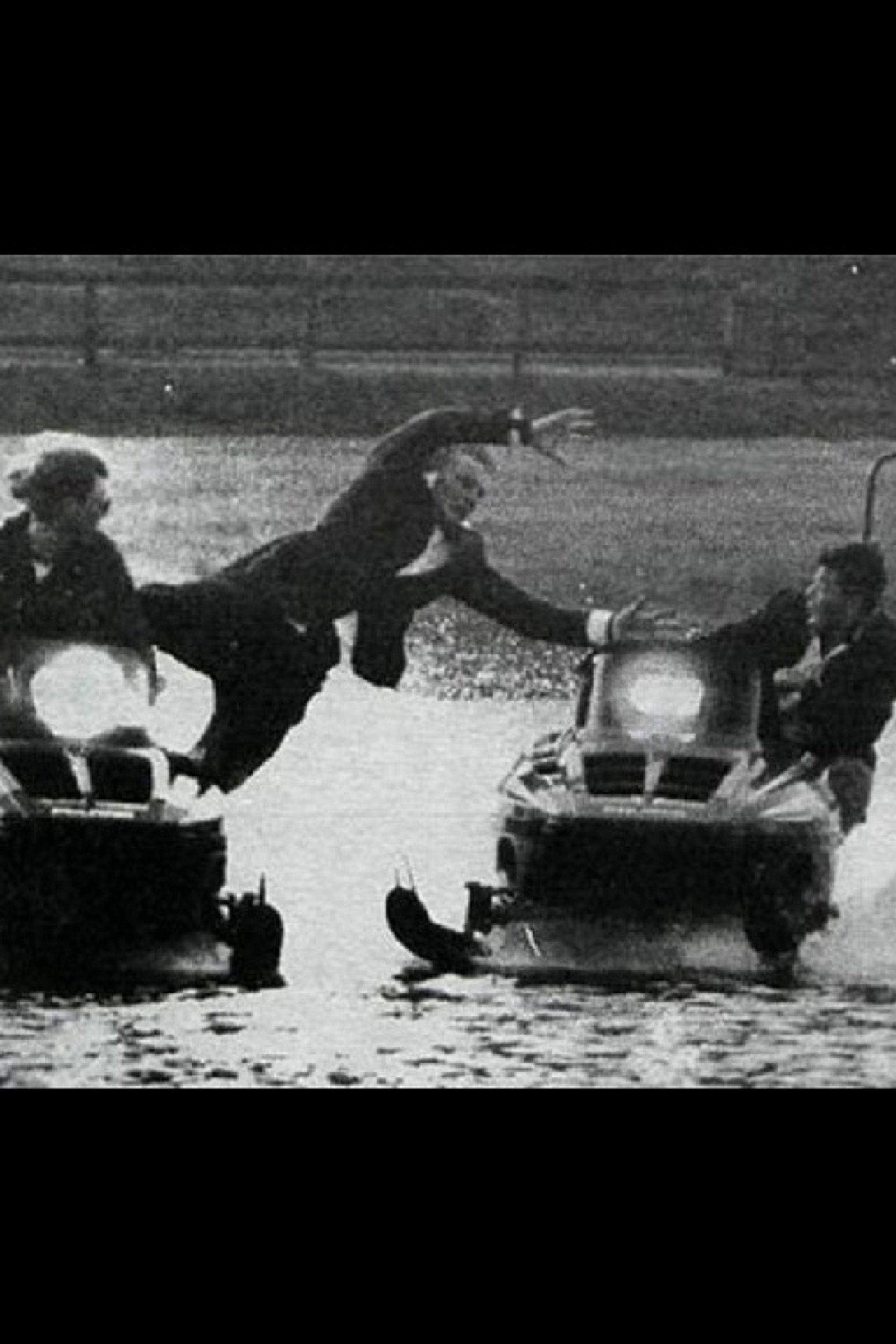 Spurning um svar Backdrop