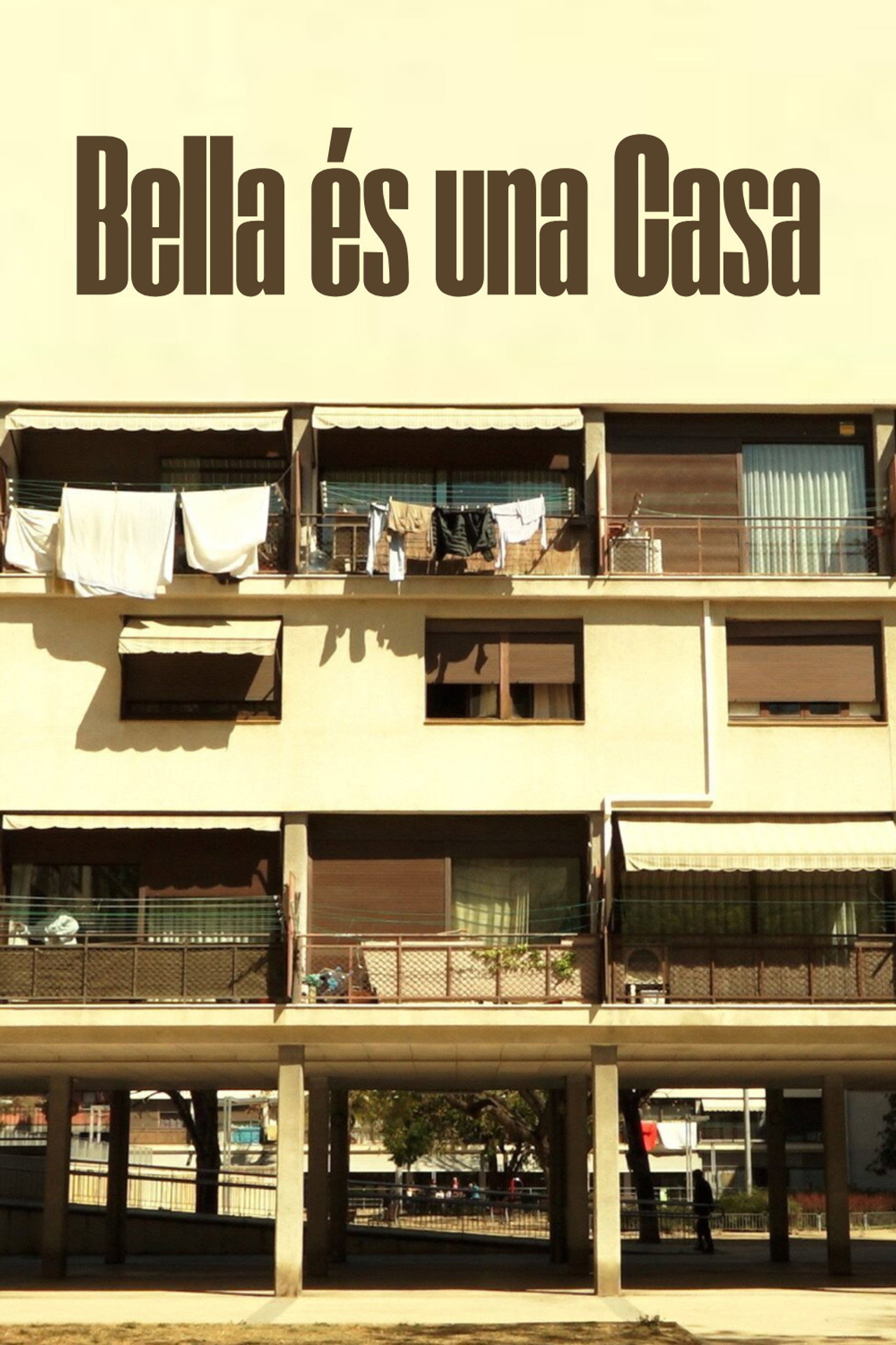 Bella és una Casa (2023)