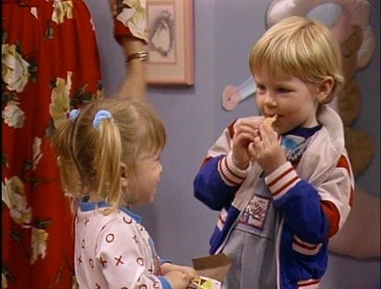 Full House - Season 2 Episode 16 : Baby Love