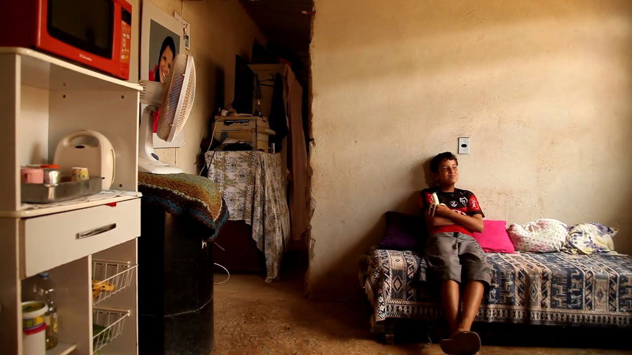 Ditëlindja dhe dënimi backdrop