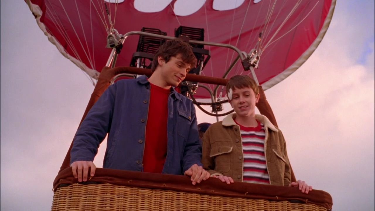 Smallville - Season 2 Episode 8 : Ryan
