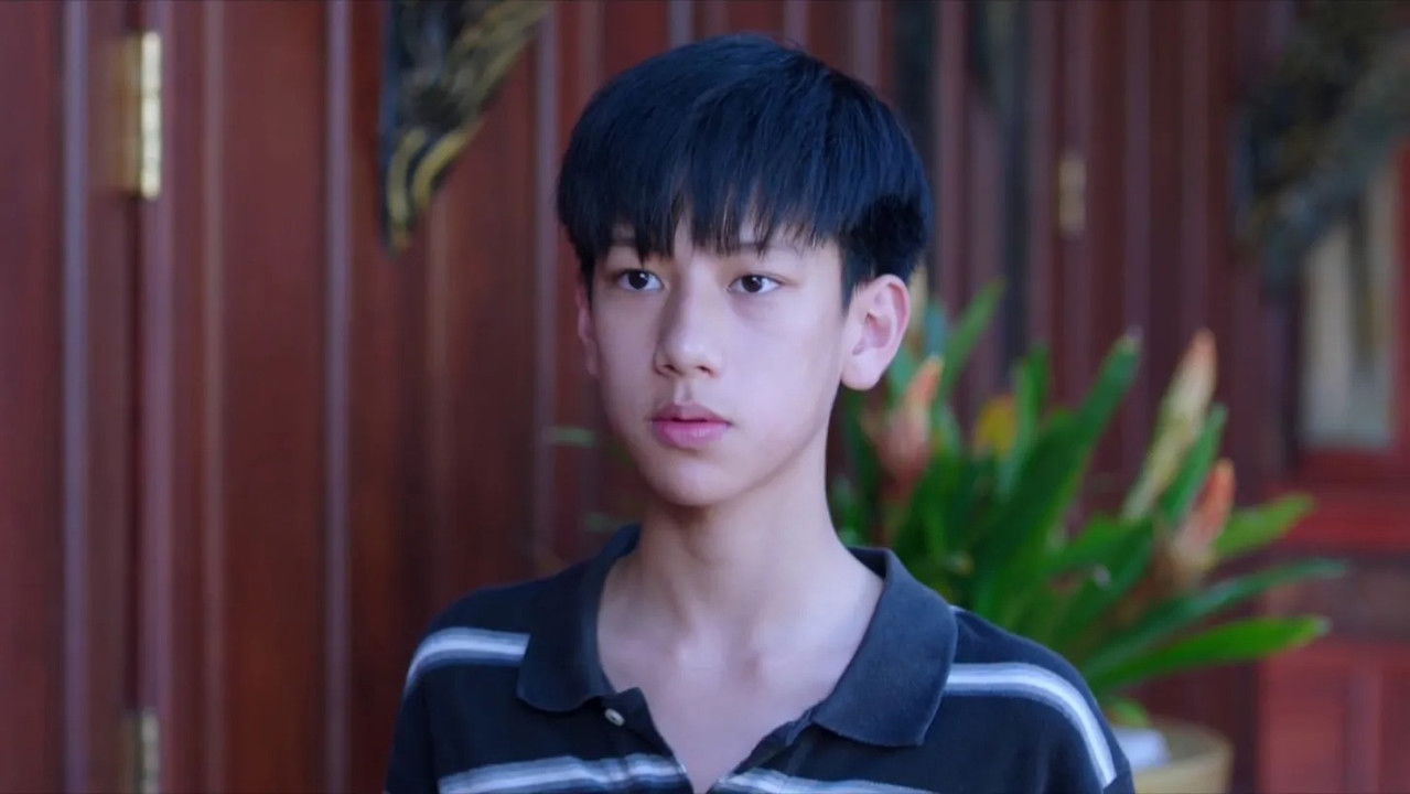 阳光之下 — Épisode 37