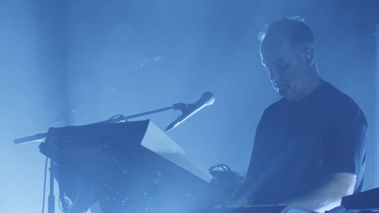 Sasha : re-Fracted : Live