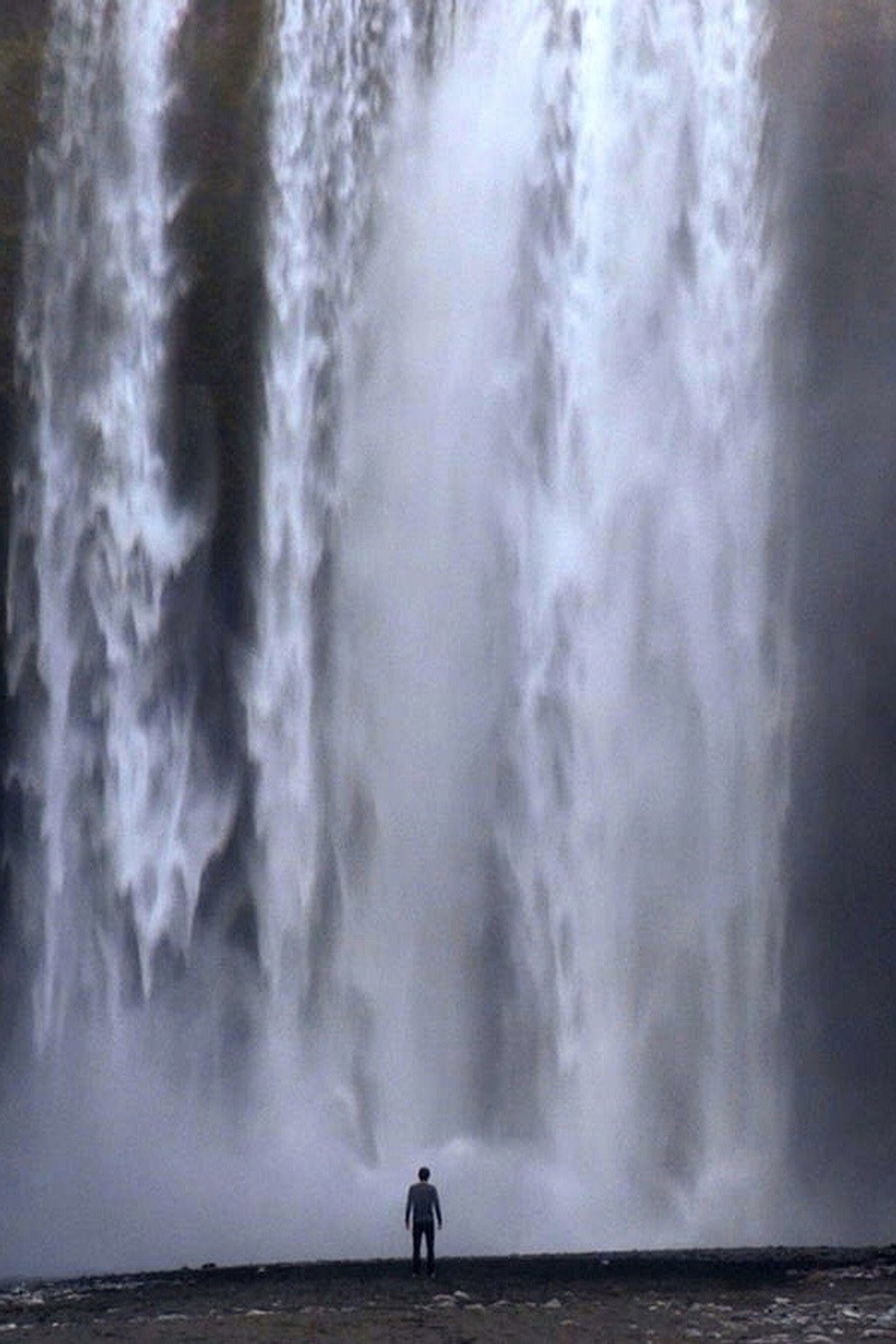 En el movimiento del paisaje filmaffisch
