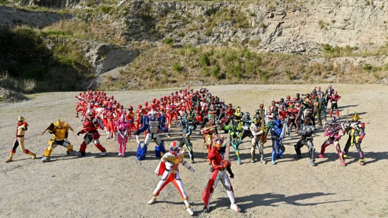 Scen från Kamen Rider Saber + Kikai Sentai Zenkaiger: Super Hero Chronicles