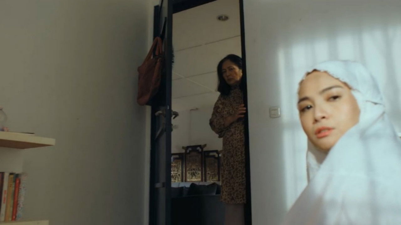 Tears of Faith backdrop