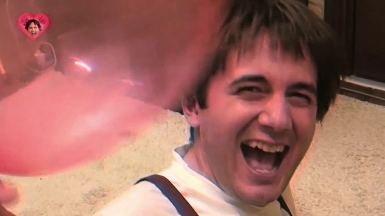 Hiç Komik Değil — Épisode 6