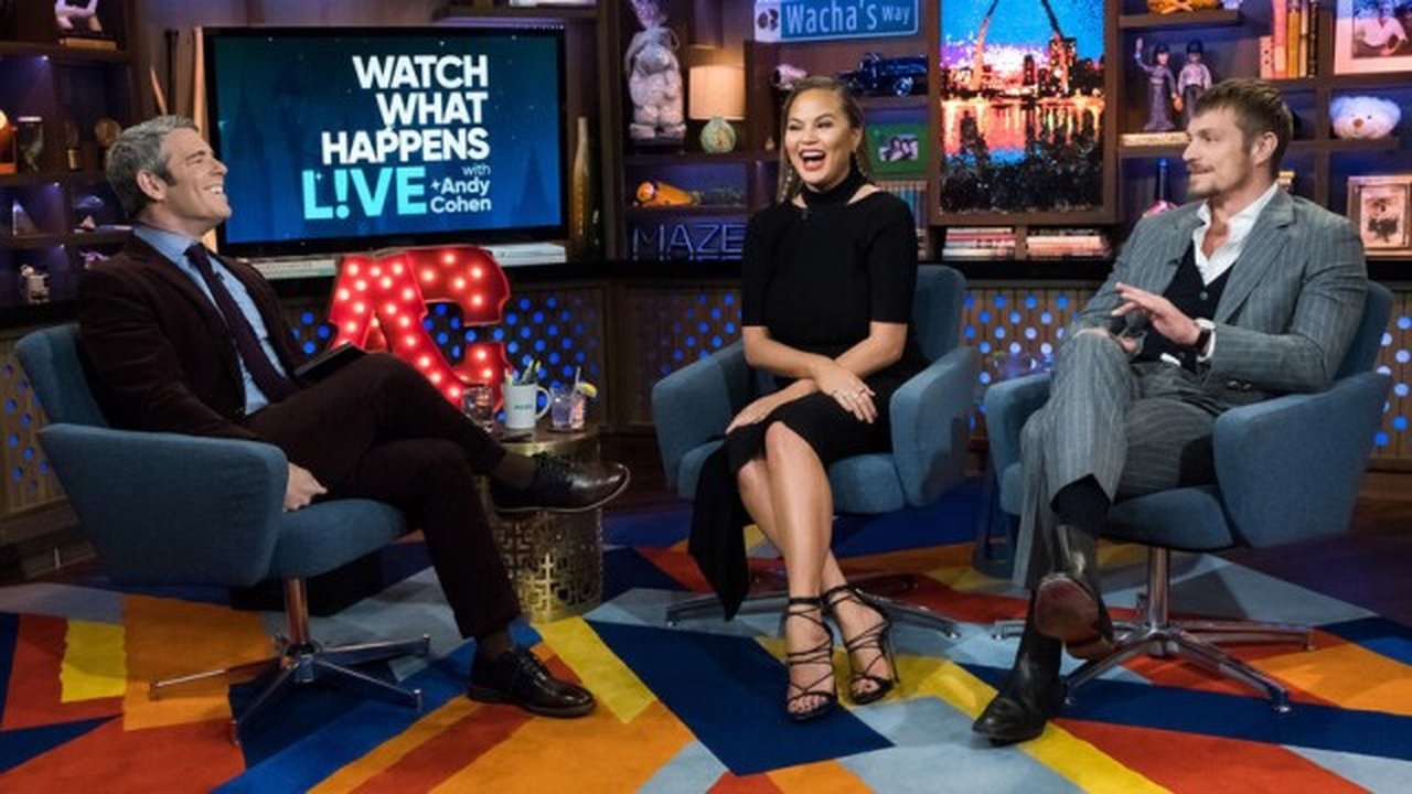 Watch What Happens Live with Andy Cohen - Season 15 Episode 19 : Joel Kinnaman & Chrissy Teigen