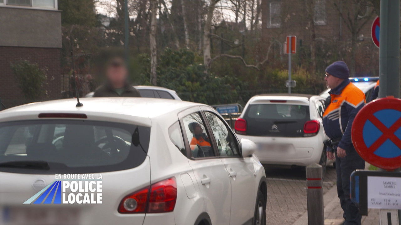 En route avec la police — Il a perdu son permis mais pas son humour