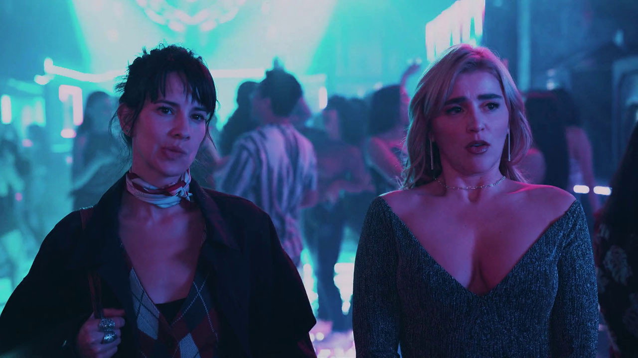 Hasta que amanezca — still 5