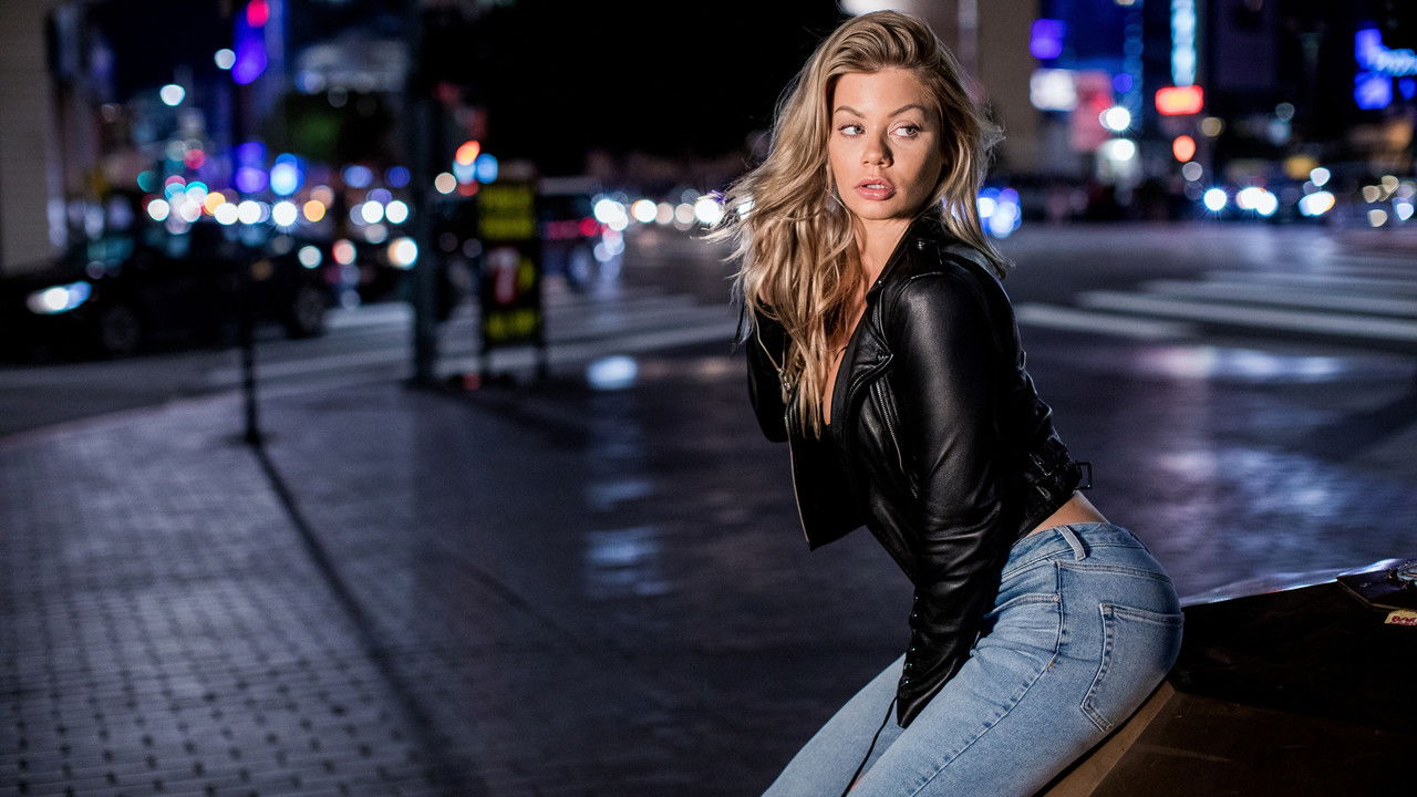 Tushy Raw V2 backdrop