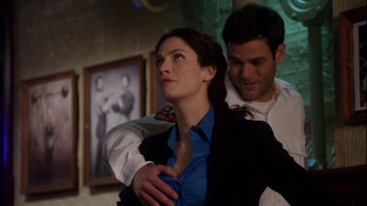 Warehouse 13 - Season 1 Episode 3 : Magnetism