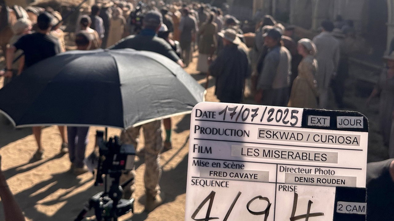 Les Misérables backgrop image