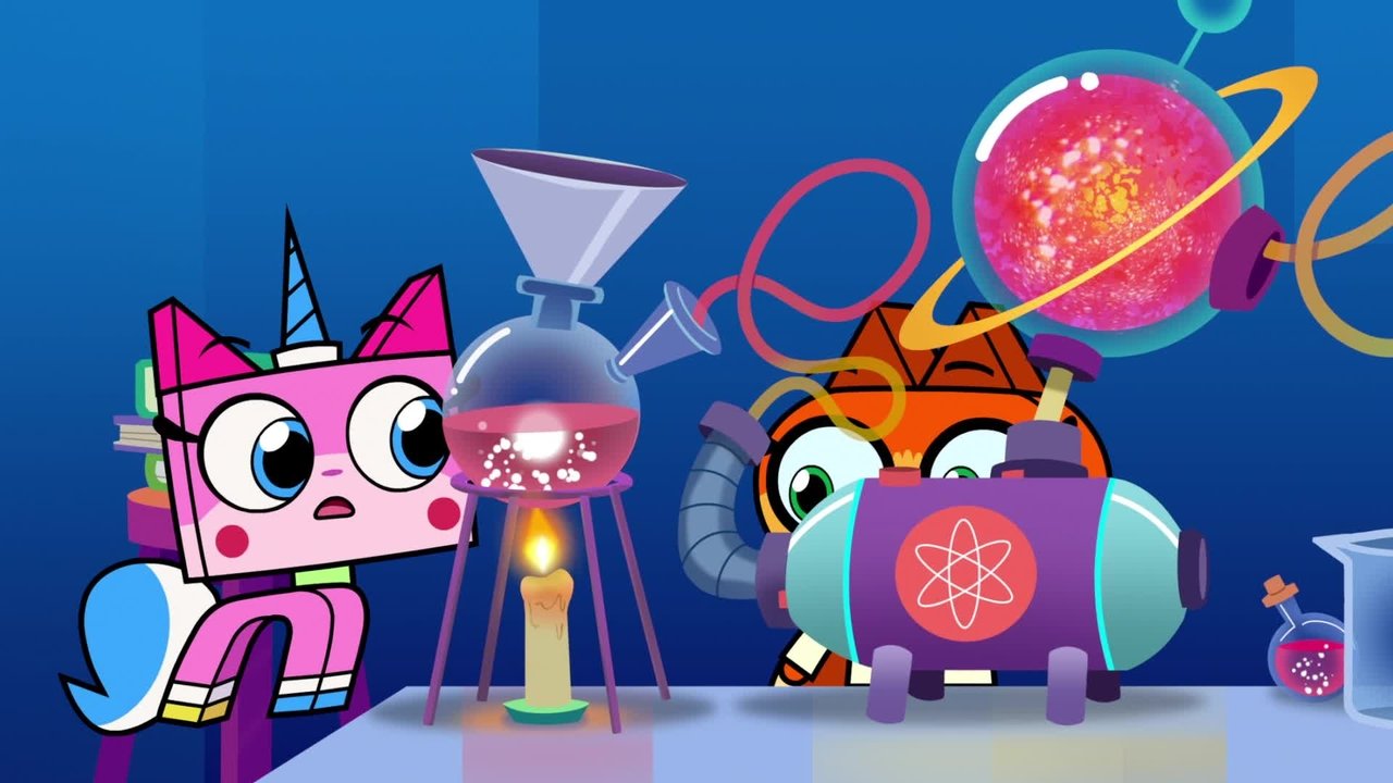 UniKitty! - Season 1 Episode 1 : Spoooooky Game