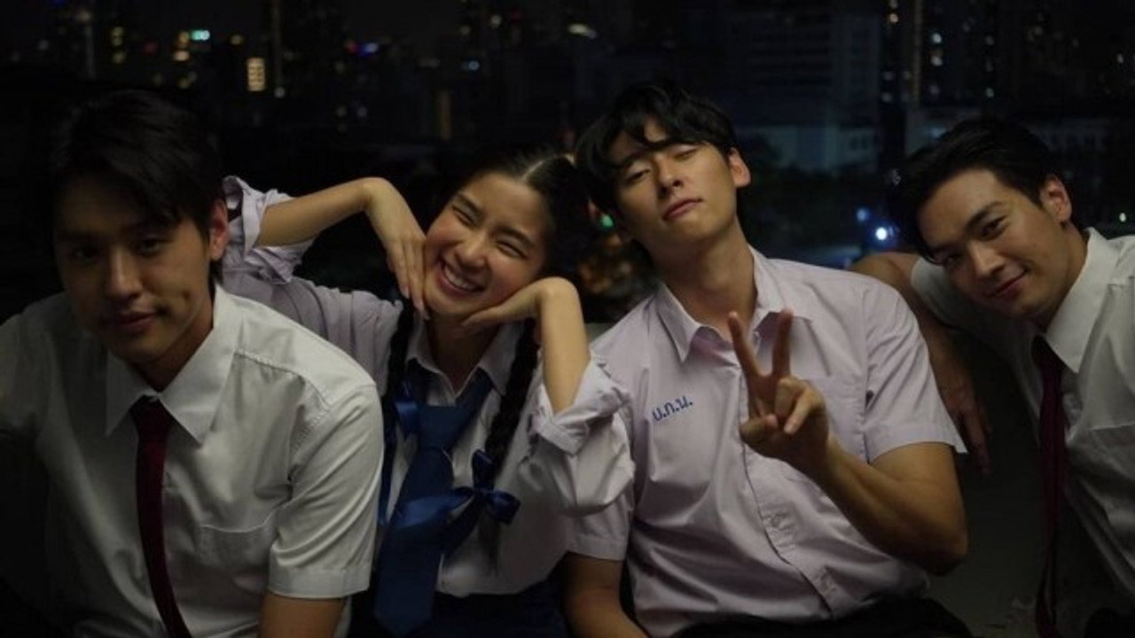 Image I Told Sunset About You / Am spus apusului despre tine (2020-2021)