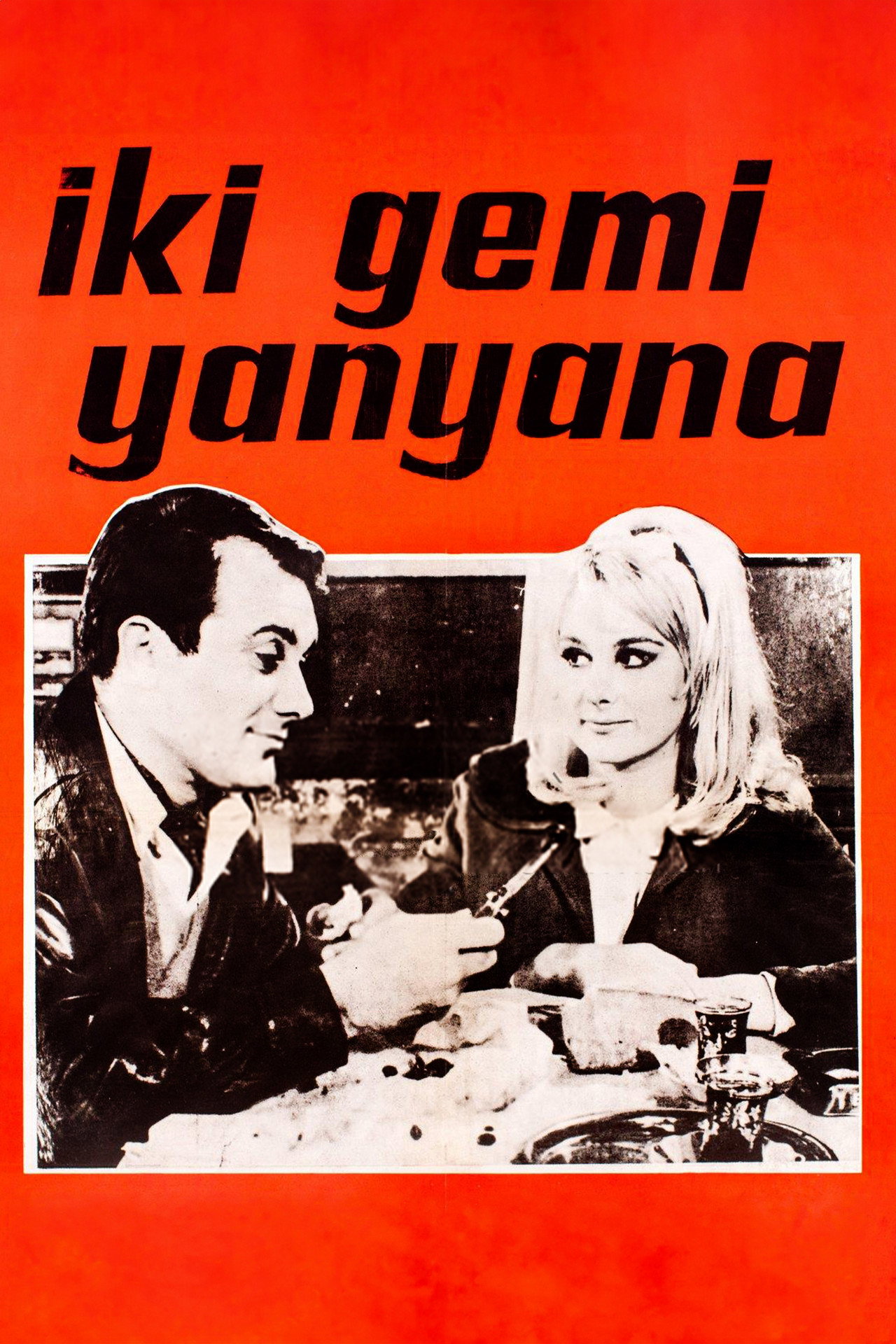 İki Gemi Yanyana filmaffisch