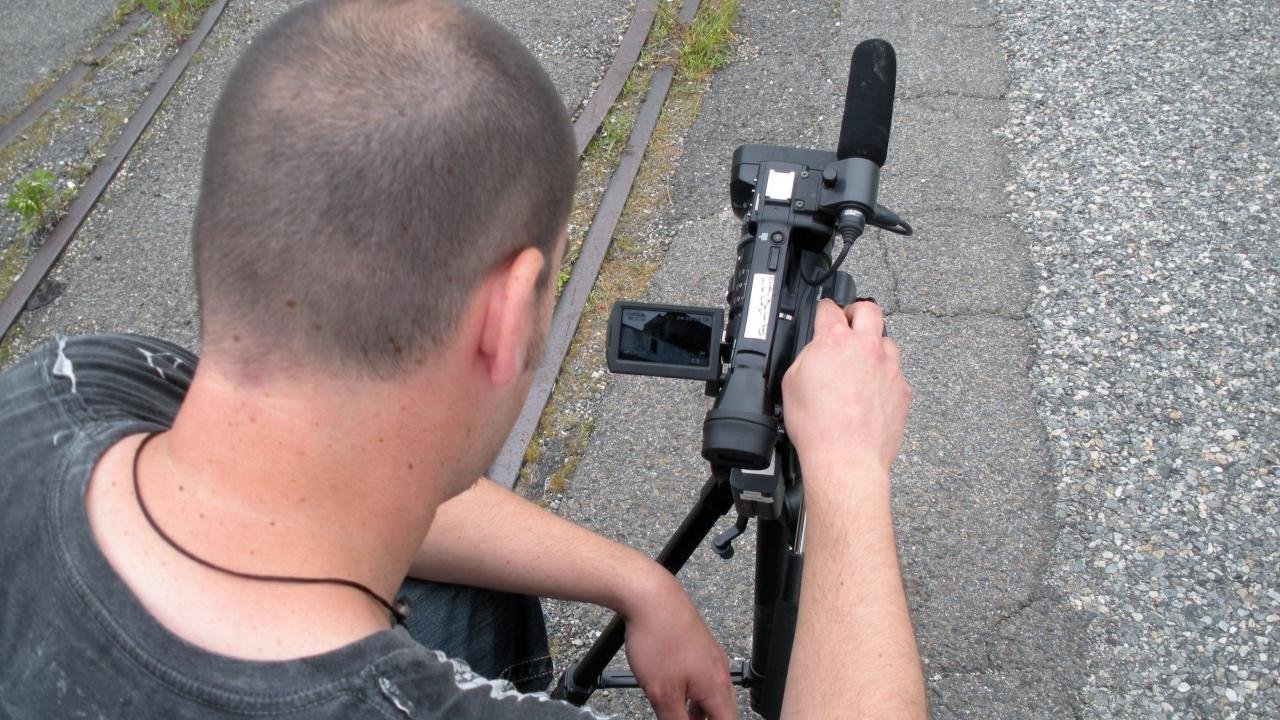 Ghost Adventures - Season 3 Episode 4 : Remington Arms