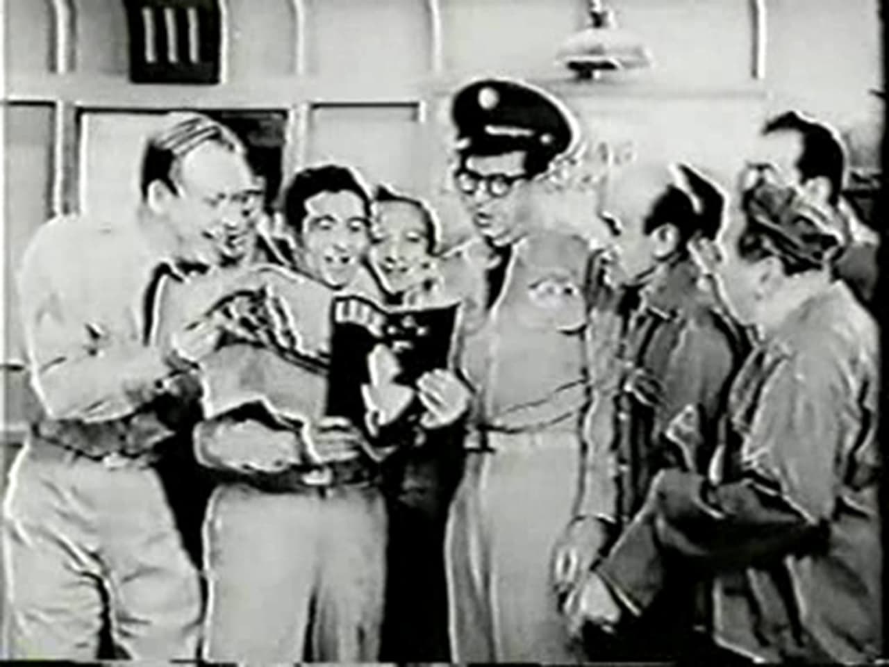 The Phil Silvers Show - Season 3 Episode 25 : Bilko the Male Model