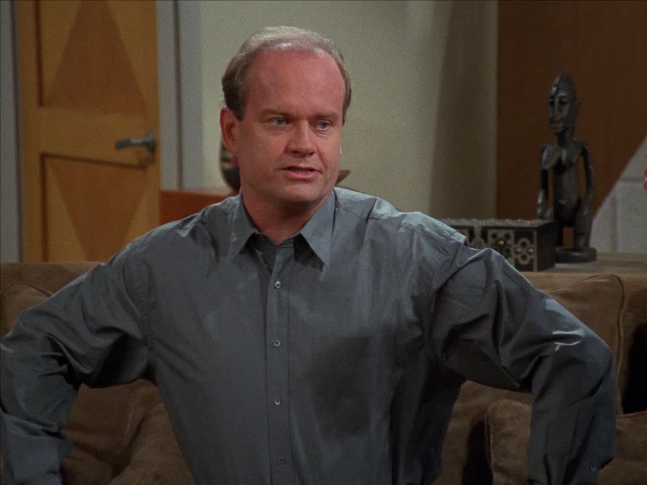 Frasier - Season 6 Episode 9 : Roz, a Loan