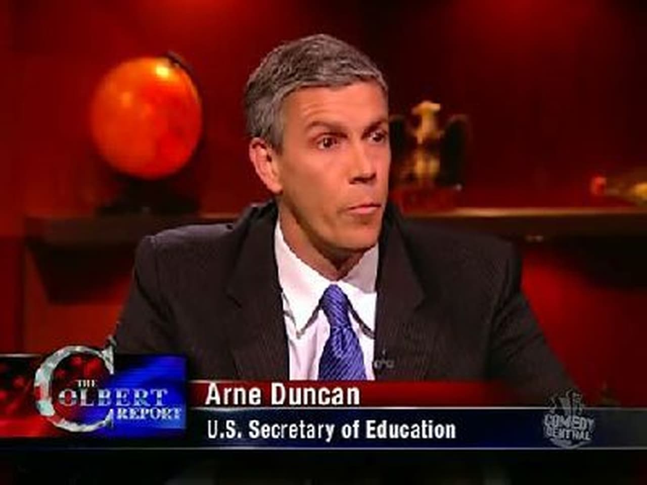 The Colbert Report - Season 5 Episode 127 : Arne Duncan
