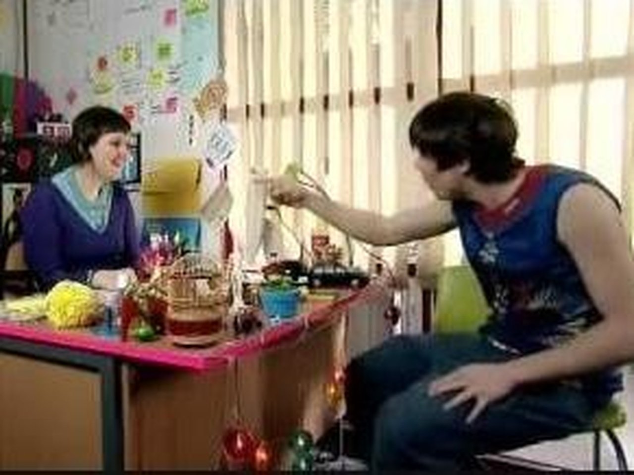 Skins - Season 0 Episode 3 : Unseen Skins S1: Careers Advice