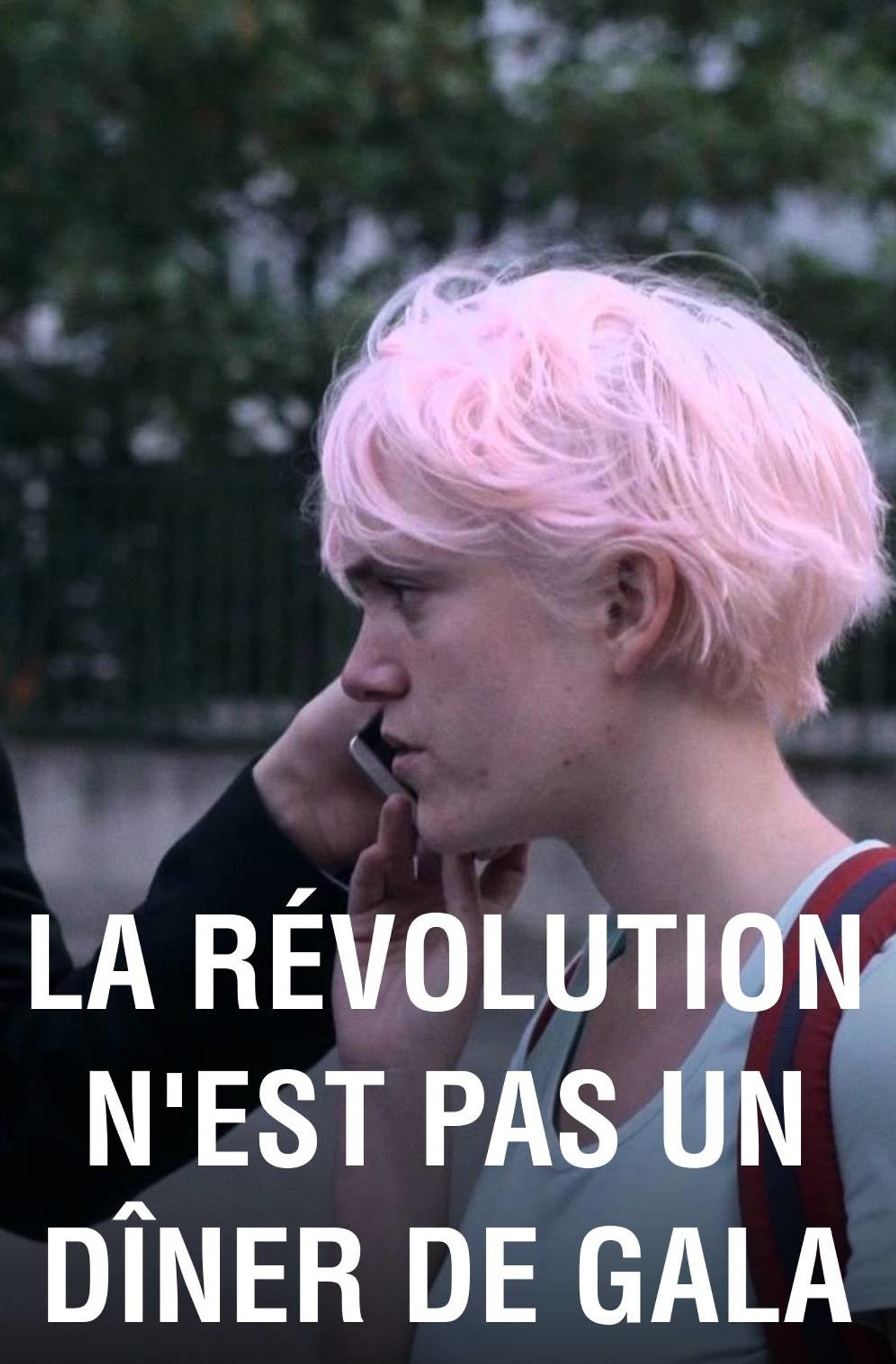 La révolution n'est pas un dîner de gala filmaffisch