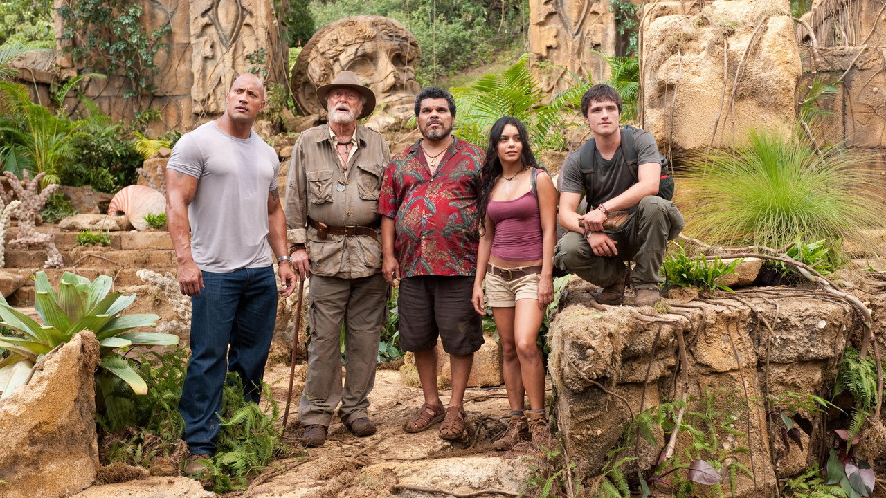 Journey 2: The Mysterious Island background 27