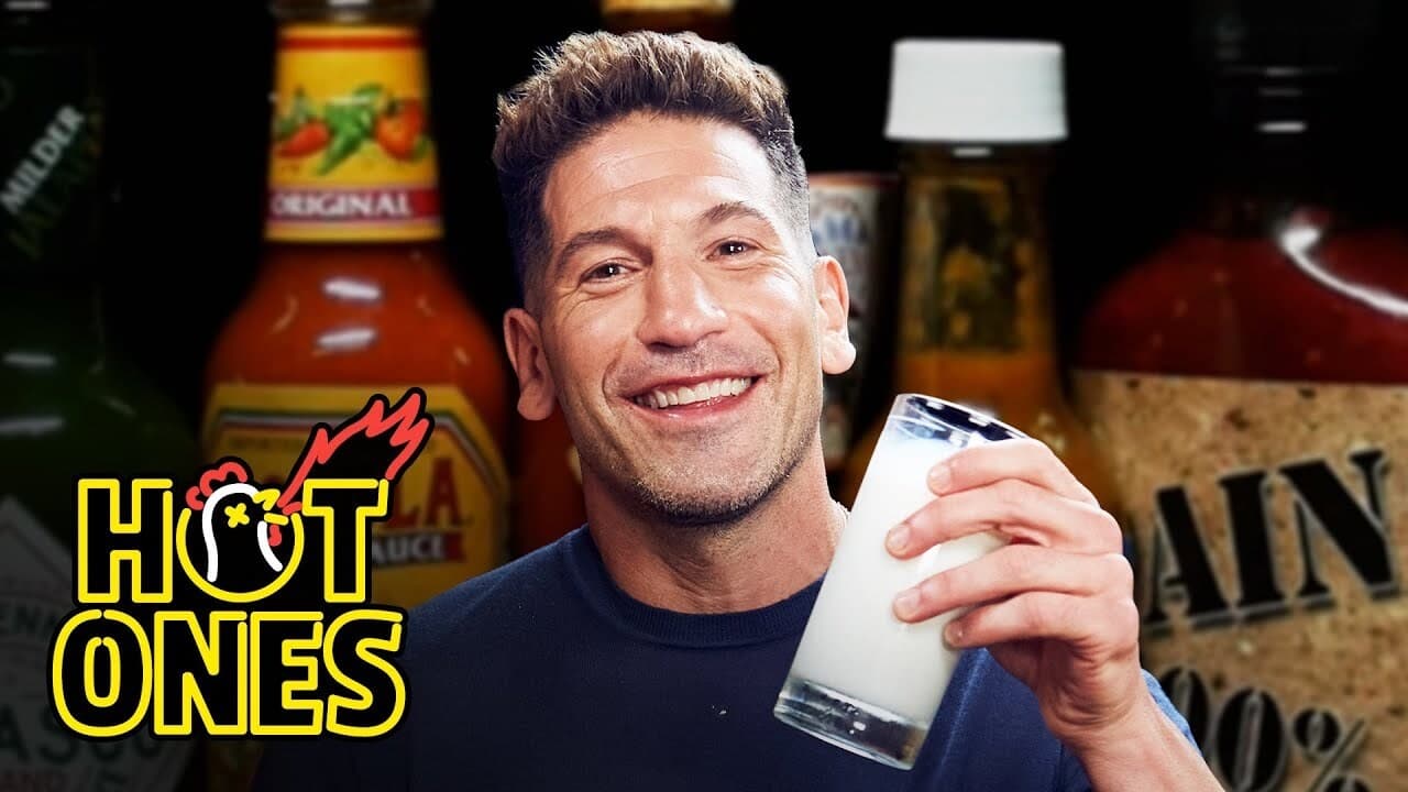 Hot Ones - Season 16 Episode 3 : Jon Bernthal Gets Punished by Spicy Wings