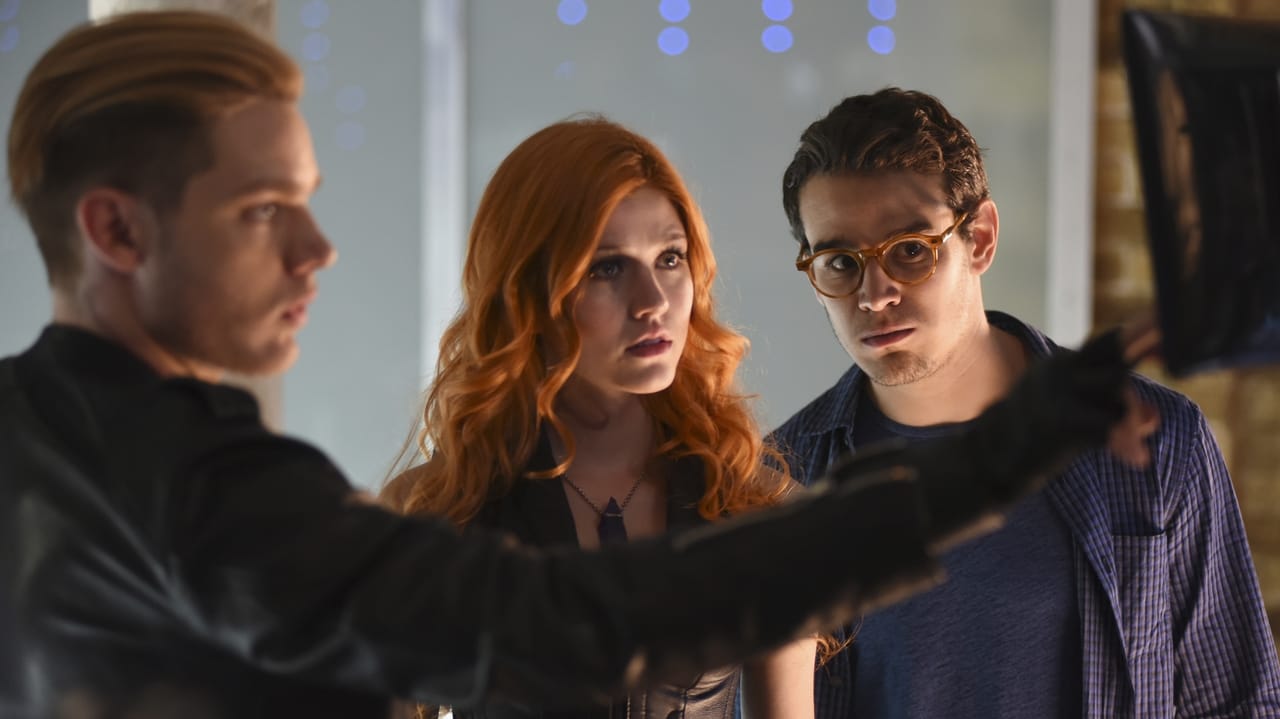 Shadowhunters - Season 1 Episode 2 : The Descent Into Hell Isn't Easy