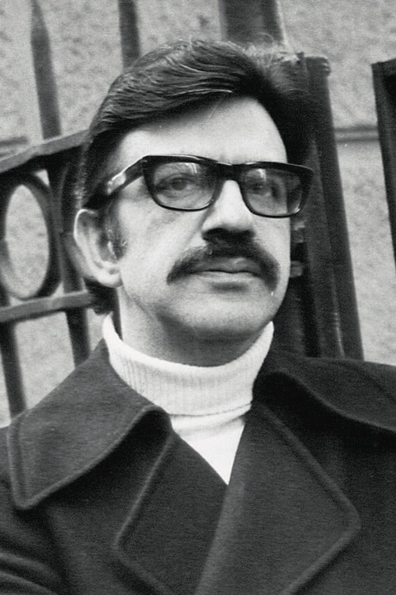 Menis Koumantareas