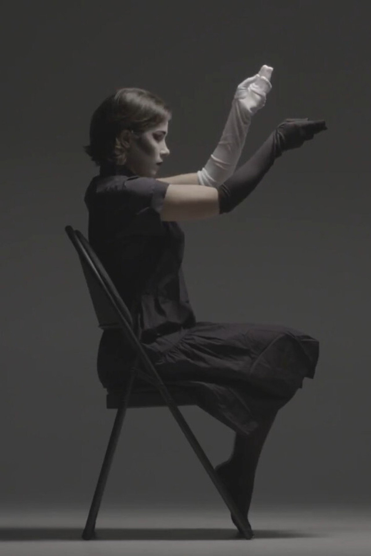 The Rita - Choreography to Cracked Linear Textural Sound filmaffisch