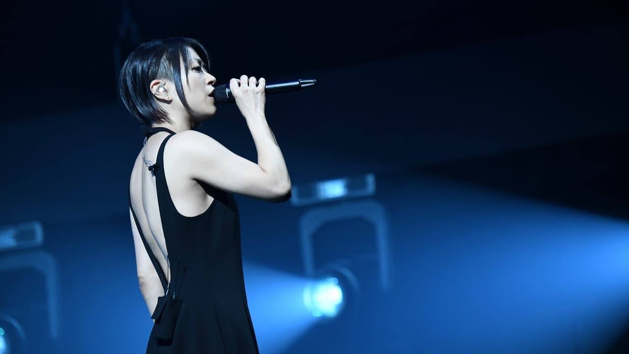 Scen från Hikaru Utada Laughter in the Dark Tour 2018