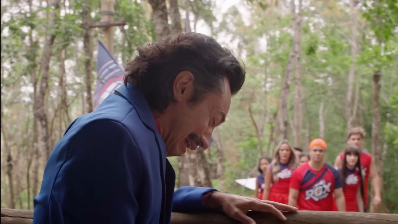 Luccas Neto em: Acampamento de Férias 4, O Desafio Final backdrop