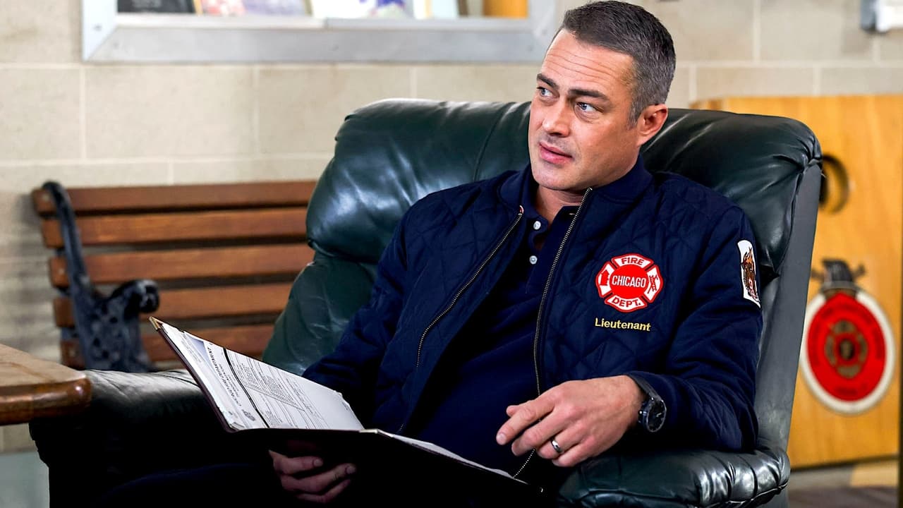 Chicago Fire - Season 11 Episode 13 : The Man of the Moment