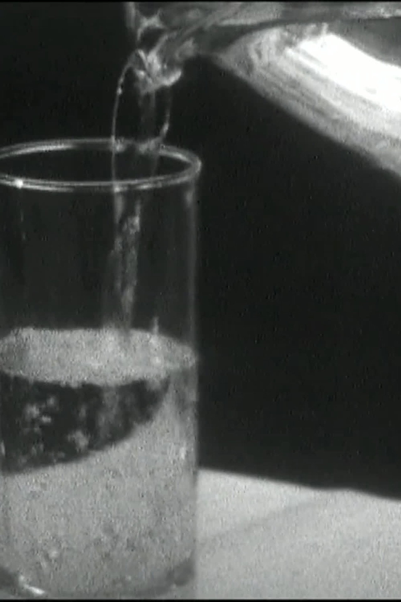 Mirrored Measure filmaffisch
