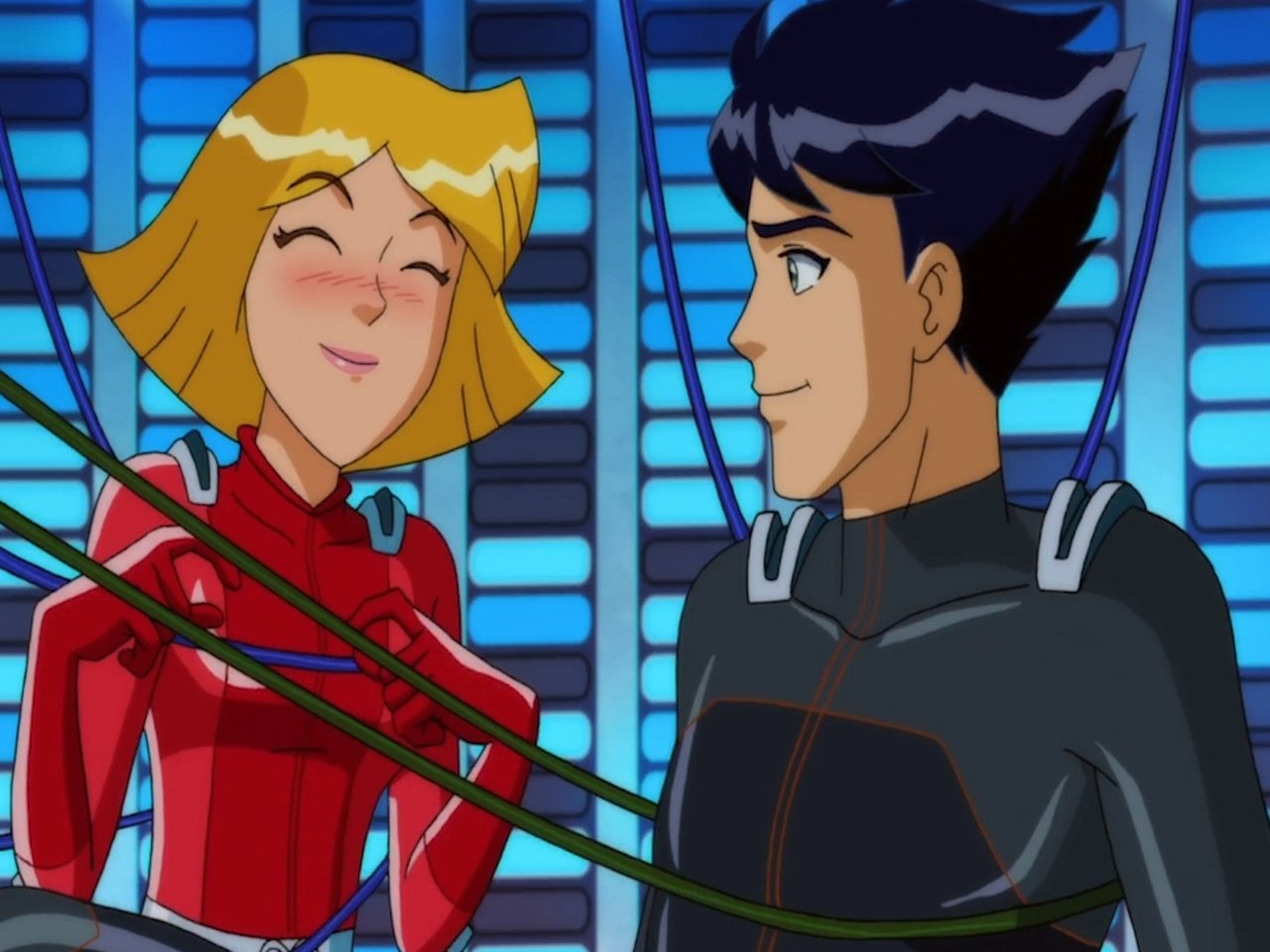 Totally Spies! - Season 6 Episode 21 : Baddies on a Blimp!