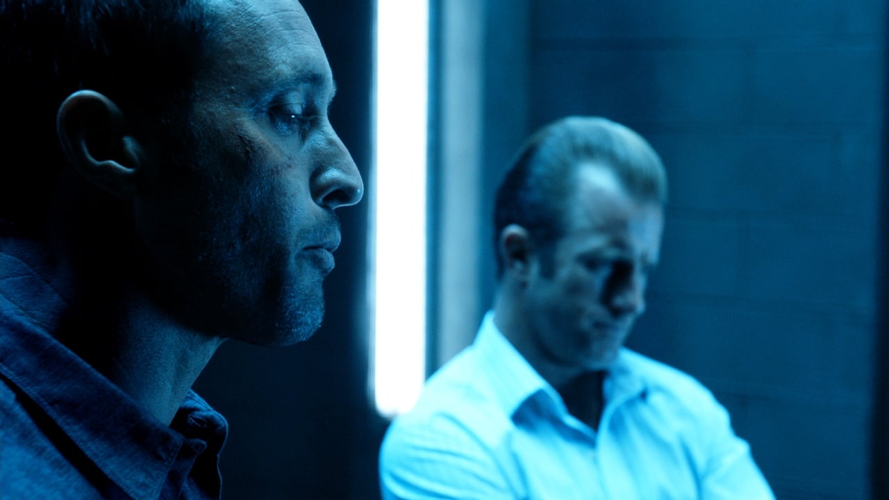 Hawaii Five-0 - Season 7 Episode 2 : No ke ali'i wahine a me ka 'aina (For Queen And Country)