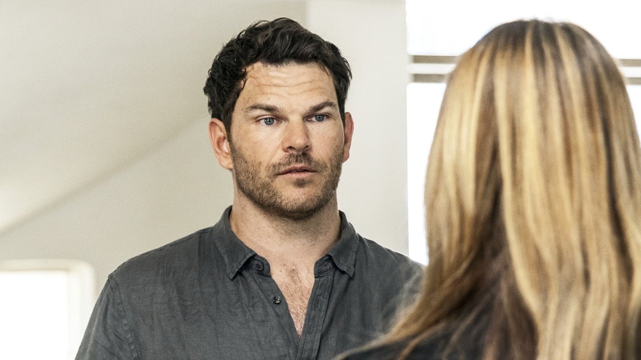 Watching You - Season 1 Episode 3 : Episode 3