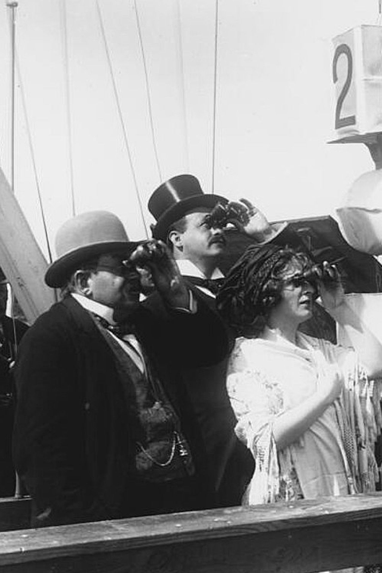 The Amateur's Generosity Backdrop