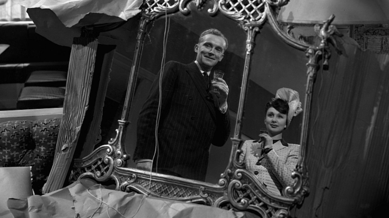 Dead of Night (1945) trailer