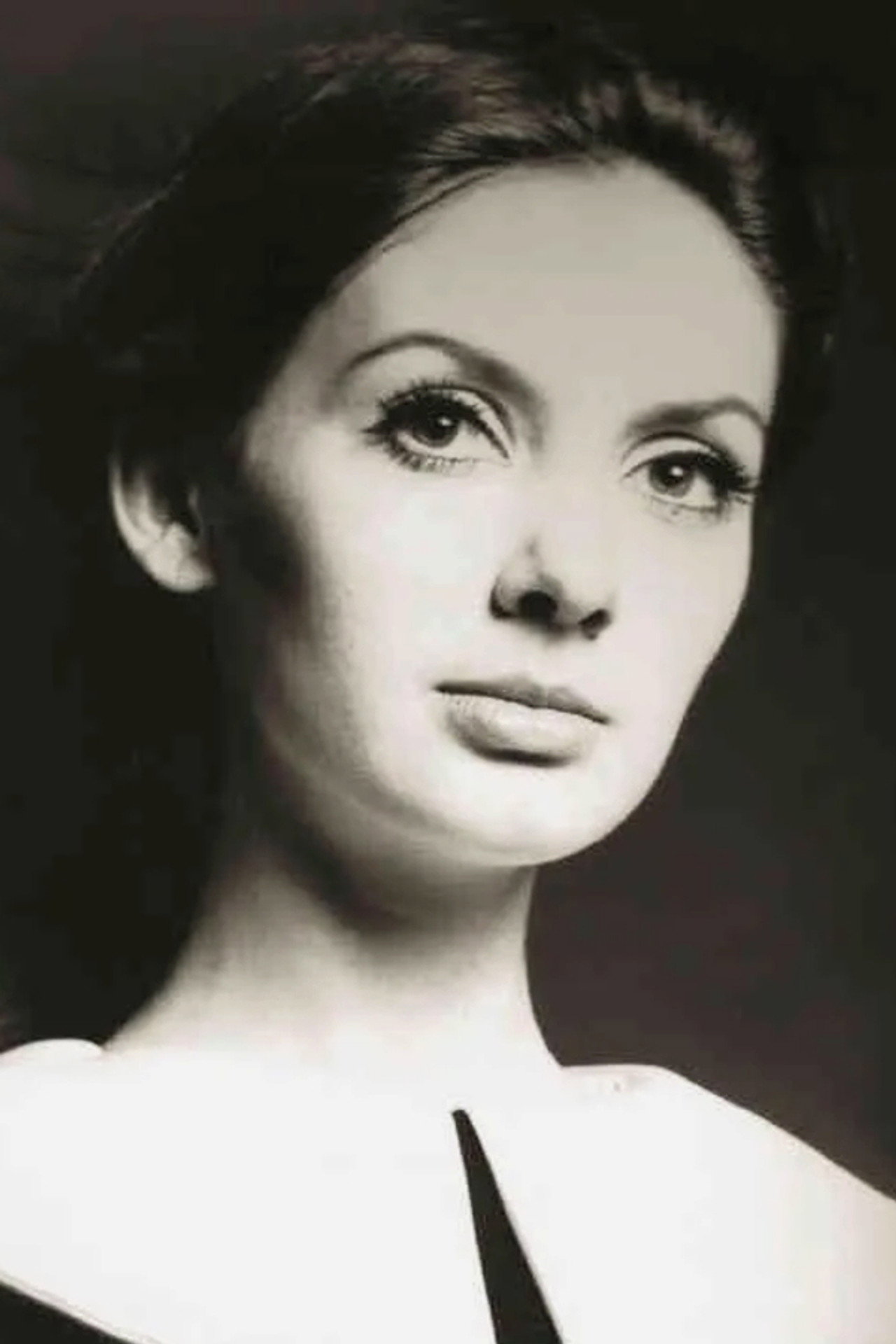 Portrait of Polly Niles