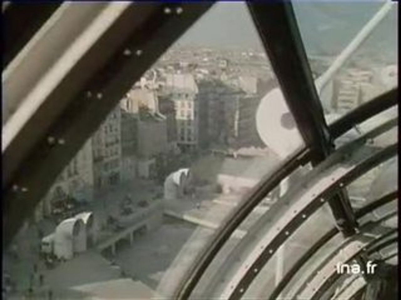 Les Aventures de Papa Poule — La Dernière Fiancée de Papa Poule