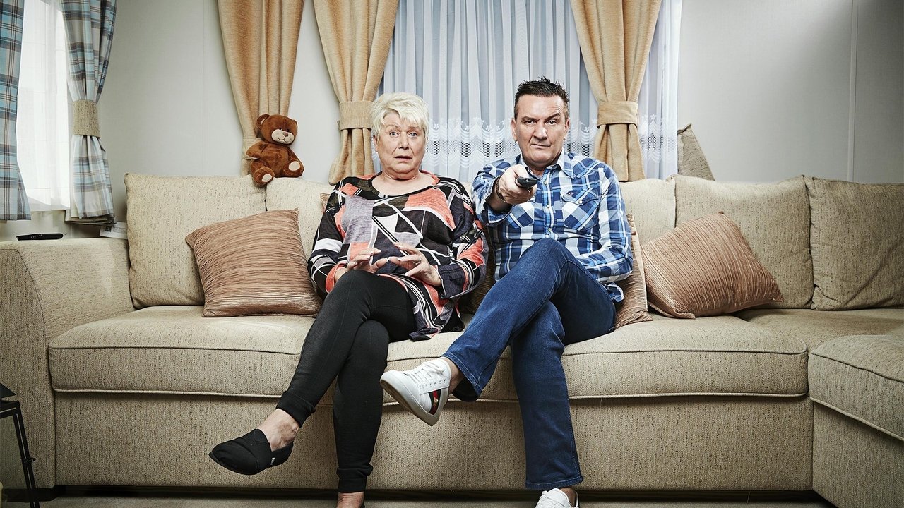 Gogglebox - Season 17 Episode 5 : Episode 5